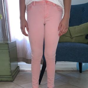 PINK JEANS